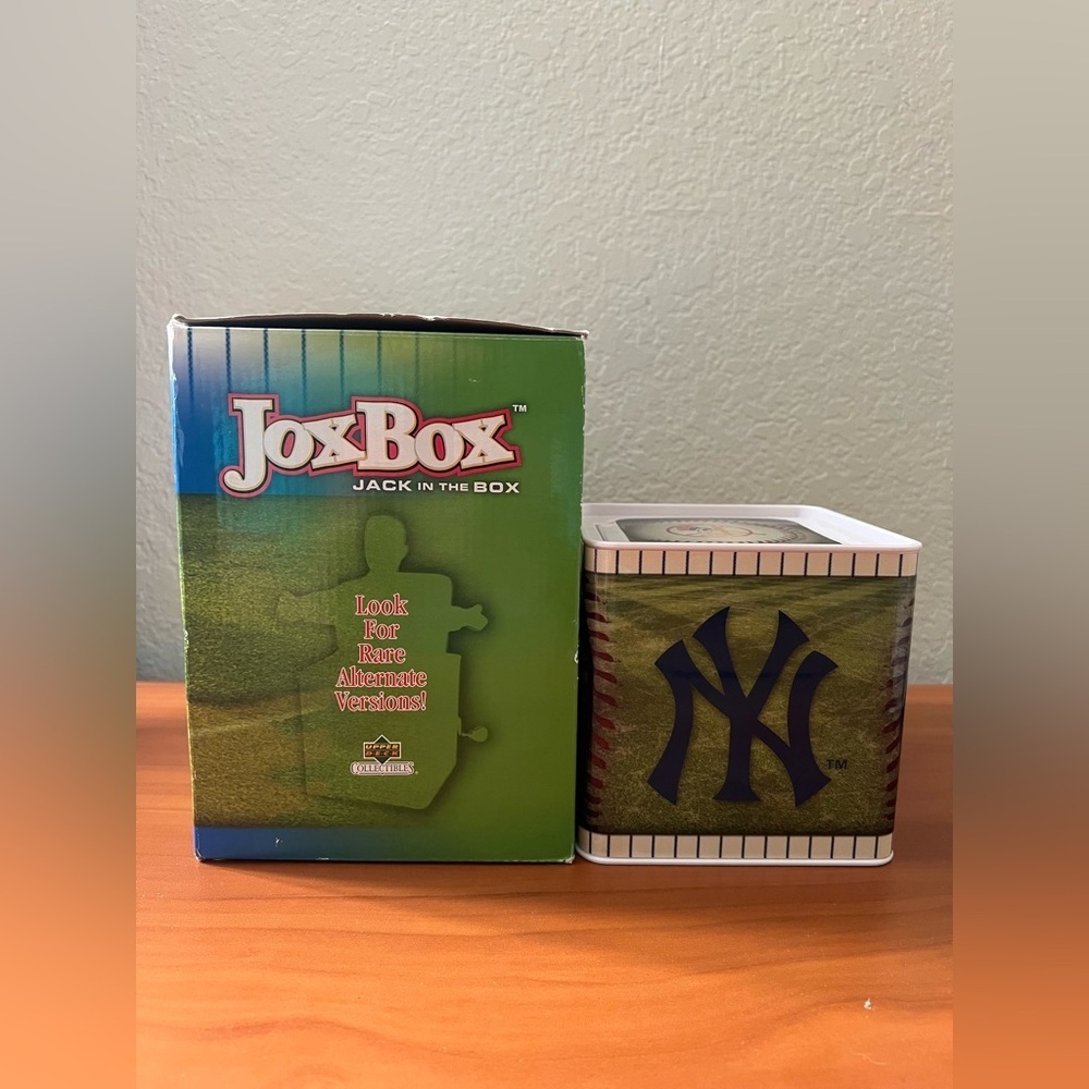 Vintage 2005 Upper Deck Yankees Alex Rodriguez Jack In The Box TESTED & WORKING - Picture 6 of 10